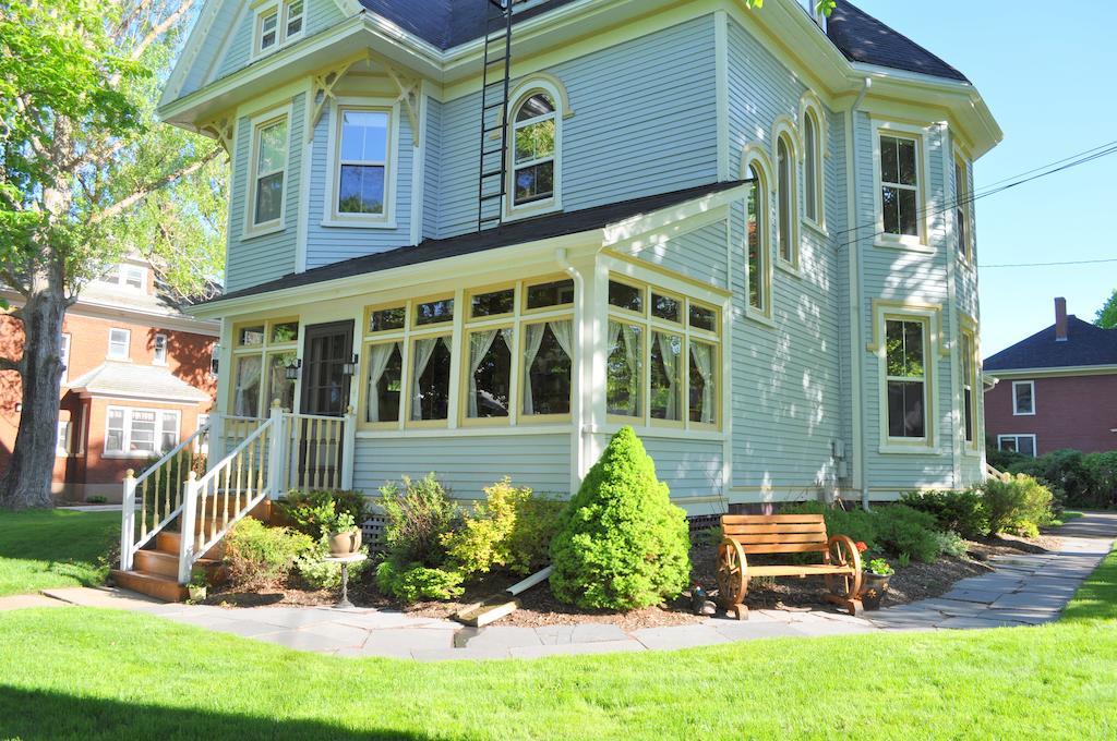 Summerside Inn Bed And Breakfast Buitenkant foto