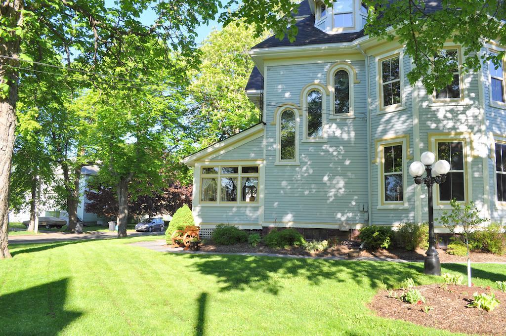 Summerside Inn Bed And Breakfast Buitenkant foto
