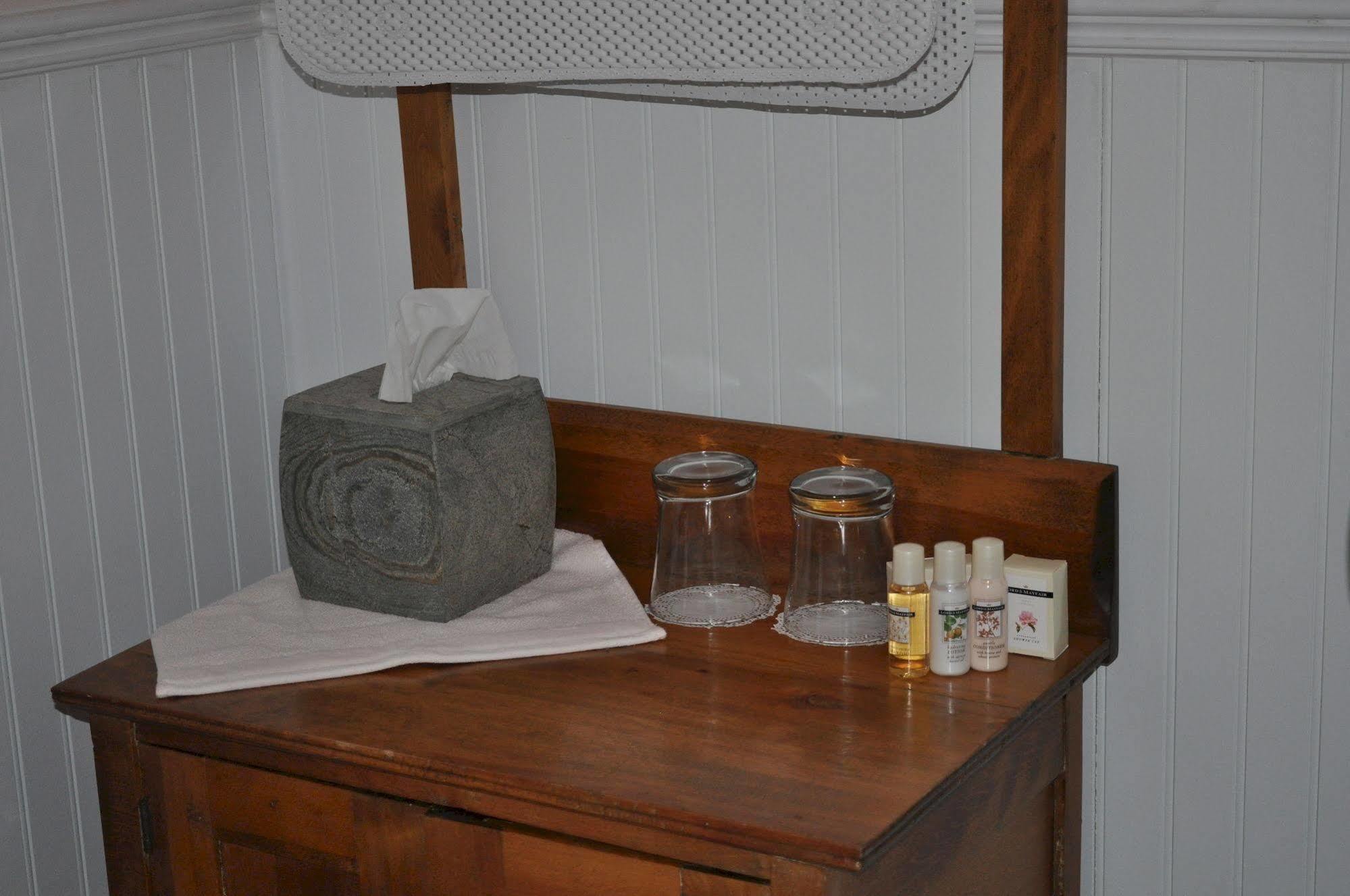 Summerside Inn Bed And Breakfast Buitenkant foto